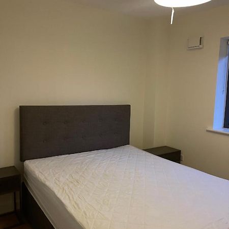Private Room In A New Shared Apartment 梅努斯 外观 照片