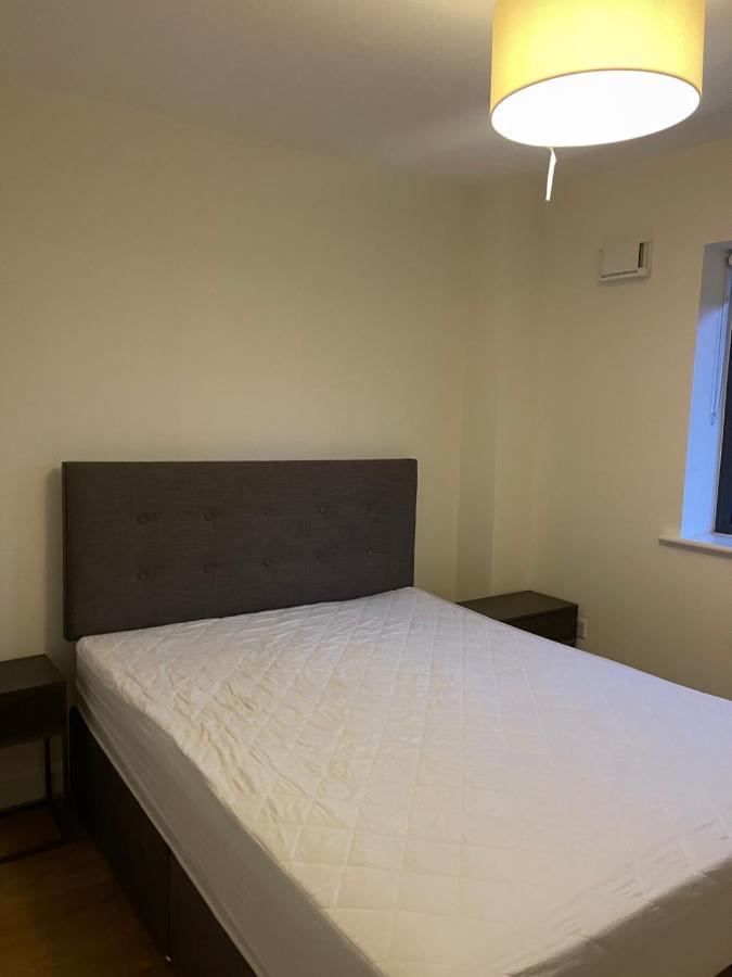 Private Room In A New Shared Apartment 梅努斯 外观 照片